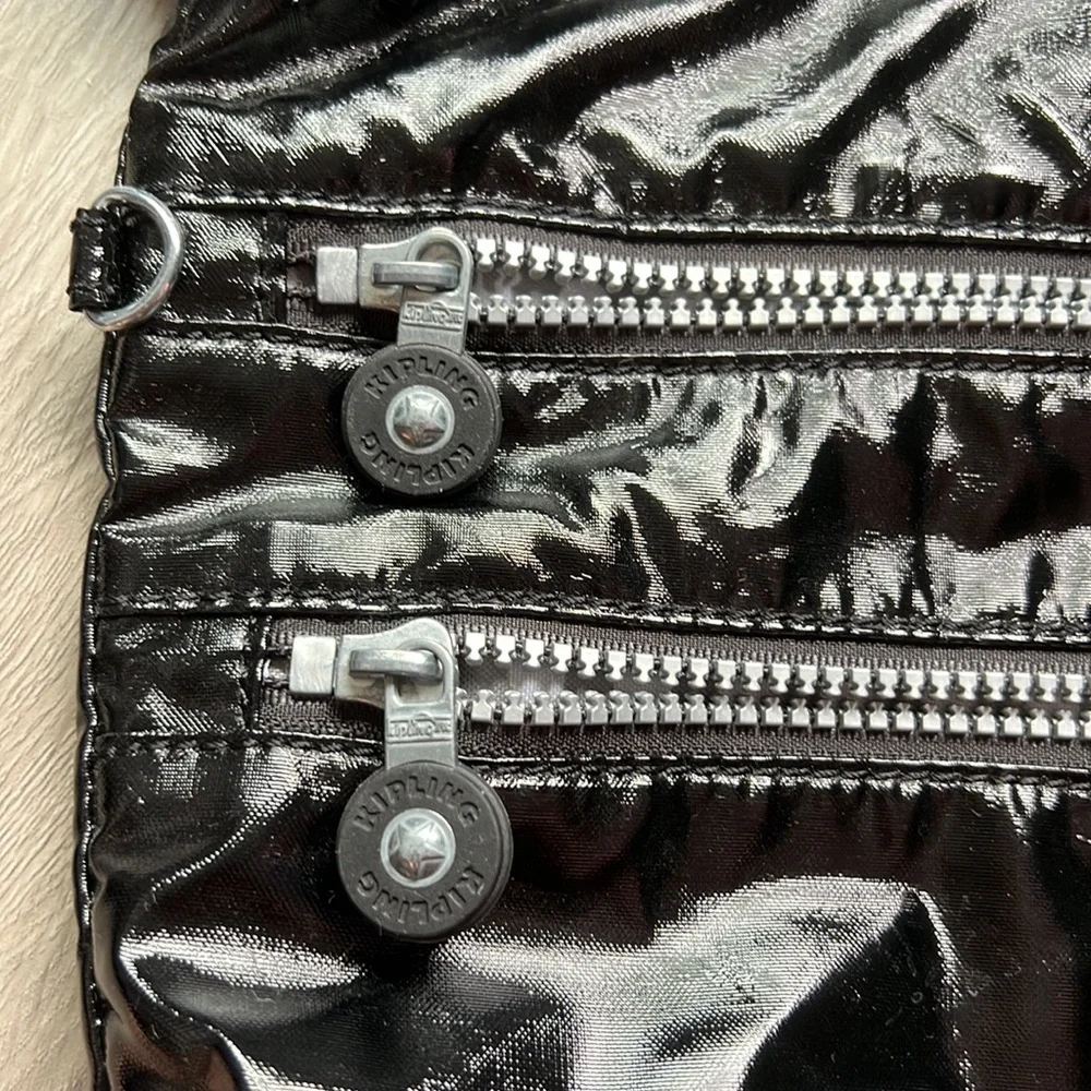 Kipling Crossbody - Picture 3 of 8